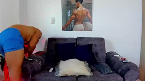 Snapshot of alansex66 chatting on June 23, 2:37 pm Alan online show from June 23, 2:37 pm