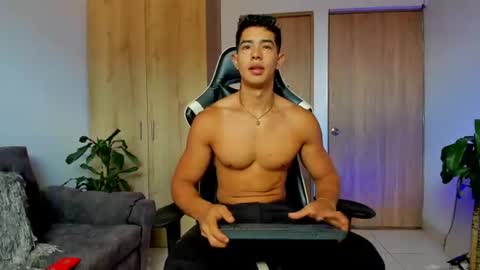 Snapshot of alansex66 chatting on July 10, 1:58 pm Alan online show from July 10, 1:58 pm