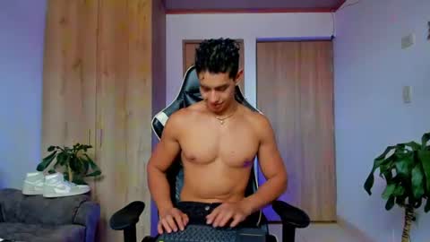 Snapshot of alansex66 chatting on July 29, 9:24 pm Alan online show from July 29, 9:24 pm