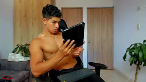 Snapshot of alansex66 chatting on July 30, 1:21 pm Alan online show from July 30, 1:21 pm