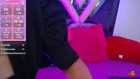 Victoria  online show from January 31, 4:38 pm