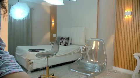 Snapshot of alayasmith chatting on December 2, 8:04 pm Alaya online show from December 2, 8:04 pm