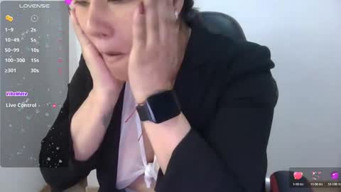 Snapshot of alba_toro535670 chatting on January 17, 11:38 am alba_toro535670 online show from January 17, 11:38 am