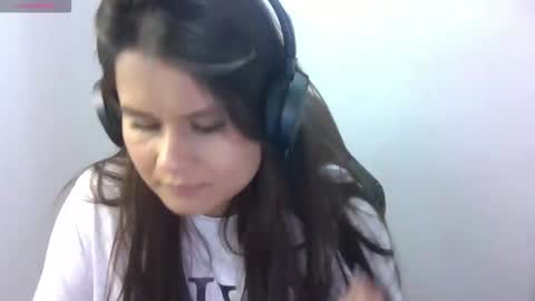 Snapshot of alba_toro535670 chatting on January 20, 3:50 pm alba_toro535670 online show from January 20, 3:50 pm