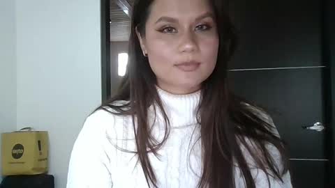 Snapshot of alba_toro535670 chatting on February 12, 3:16 pm alba_toro535670 online show from February 12, 3:16 pm