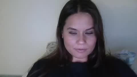 Snapshot of alba_toro535670 chatting on March 5, 6:23 pm alba_toro535670 online show from March 5, 6:23 pm