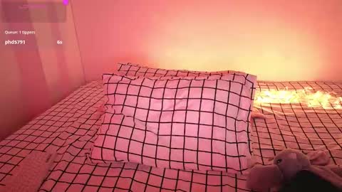 Snapshot of alba_toro535670 chatting on October 2, 12:01 pm alba_toro535670 online show from October 2, 12:01 pm