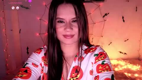 Snapshot of alba_toro535670 chatting on October 8, 1:53 pm alba_toro535670 online show from October 8, 1:53 pm