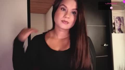 Snapshot of alba_toro535670 chatting on November 19, 2:50 pm alba_toro535670 online show from November 19, 2:50 pm