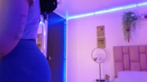 albaandthayron online show from November 6, 12:06 pm