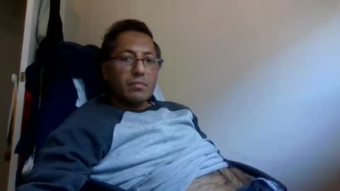 Snapshot of albalchal1973 chatting on May 11, 11:35 pm albalchal1973 online show from May 11, 11:35 pm