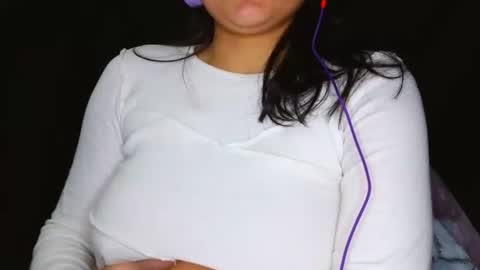 Snapshot of albavillanova chatting on July 14, 1:19 am albavillanova online show from July 14, 1:19 am