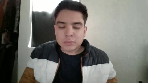 alber753713 online show from June 9, 5:46 pm