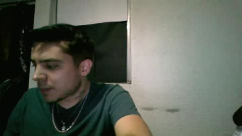 alber753713 online show from June 23, 7:50 am