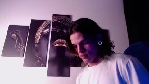 Snapshot of albertbernal69 chatting on November 6, 3:40 am Albert online show from November 6, 3:40 am