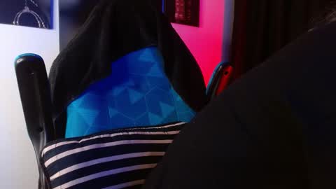 Snapshot of albertbernal69 chatting on November 28, 4:37 am Albert online show from November 28, 4:37 am