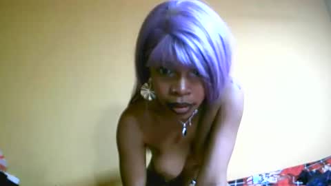 Snapshot of albertine1504 chatting on February 26, 8:48 am albertine1504 online show from February 26, 8:48 am