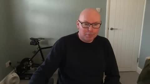 Snapshot of alc300170 chatting on February 19, 9:17 am alc300170 online show from February 19, 9:17 am