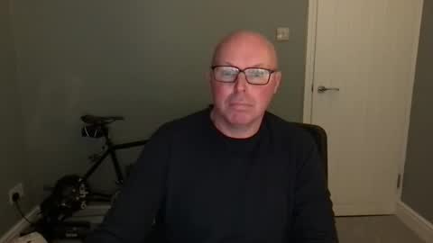 Snapshot of alc300170 chatting on October 6, 6:00 am alc300170 online show from October 6, 6:00 am