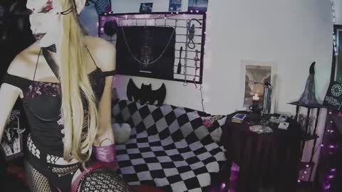 Mistic witch online show from March 12, 5:46 am