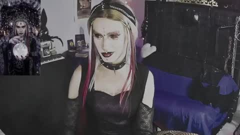 Snapshot of alchemymistic chatting on March 28, 5:18 am Mistic witch online show from March 28, 5:18 am