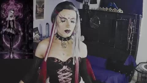 Snapshot of alchemymistic chatting on May 31, 11:28 am Mistic witch online show from May 31, 11:28 am
