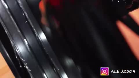 Snapshot of ale_2509 chatting on November 19, 10:15 am Ale online show from November 19, 10:15 am