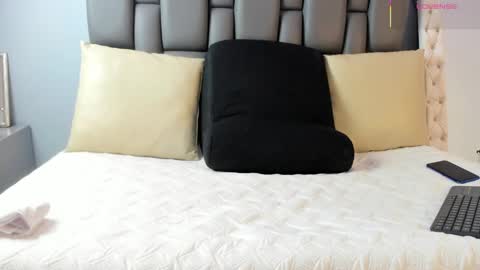 ale_noah_xxx online show from October 2, 4:08 am