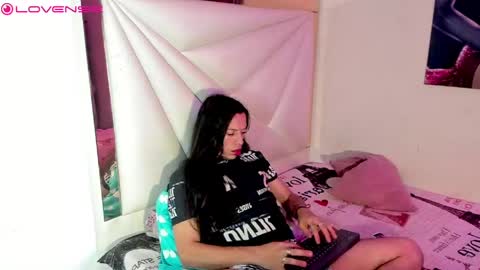 Snapshot of ale_noah_xxx chatting on March 31, 2:35 am ale_noah_xxx online show from March 31, 2:35 am