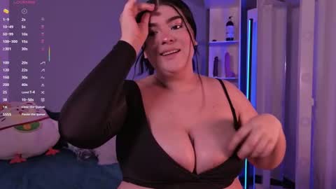 Snapshot of ale_silvanna chatting on August 2, 12:42 am Silvanna online show from August 2, 12:42 am