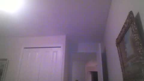 aleccch online show from May 31, 7:48 am