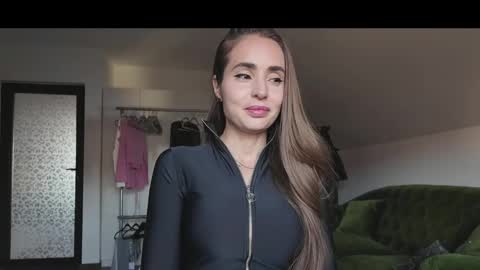 Snapshot of alecssalove chatting on March 13, 2:12 pm Alecssalove online show from March 13, 2:12 pm