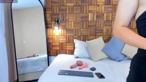 alessia online show from April 13, 2:33 pm