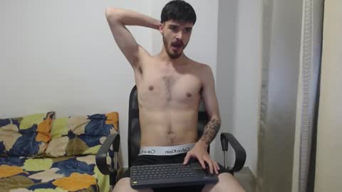 aleex_miller online show from December 19, 11:01 pm