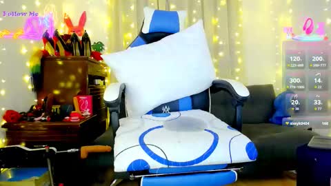 Alex online show from February 27, 5:46 pm