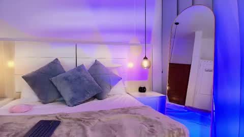 Alehia Cute online show from November 6, 1:17 am