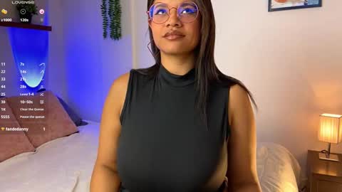 Aleia online show from October 29, 10:44 pm