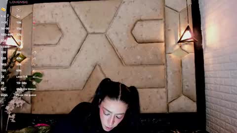 Snapshot of aleja__slav3 chatting on June 4, 10:05 pm aleja__slav3 online show from June 4, 10:05 pm