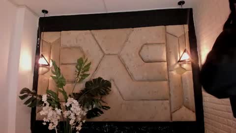 Snapshot of aleja__slav3 chatting on June 13, 9:13 pm aleja__slav3 online show from June 13, 9:13 pm