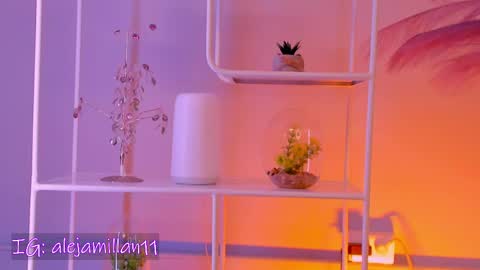 Snapshot of alejamillan1 chatting on May 30, 4:09 am night GTM -5 online show from May 30, 4:09 am