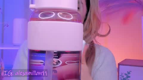 Snapshot of alejamillan1 chatting on June 5, 4:08 am night GTM -5 online show from June 5, 4:08 am