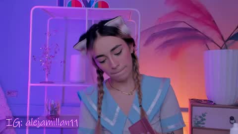 Snapshot of alejamillan1 chatting on June 6, 4:17 am night GTM -5 online show from June 6, 4:17 am