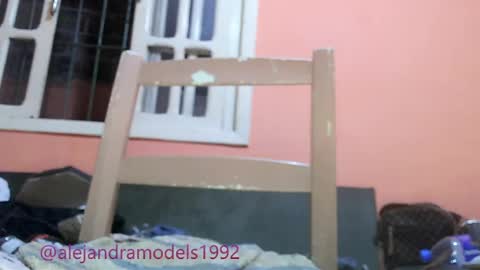 Alejandra online show from May 4, 9:38 am