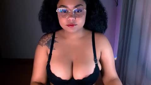 Alejandra  online show from December 19, 12:34 am