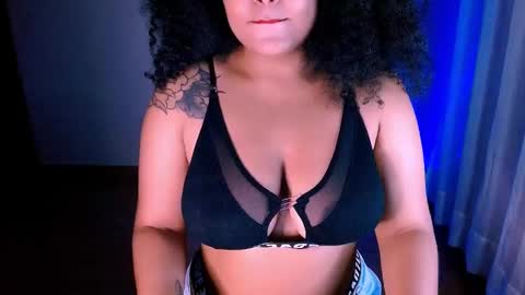 Alejandra  online show from February 6, 11:15 pm