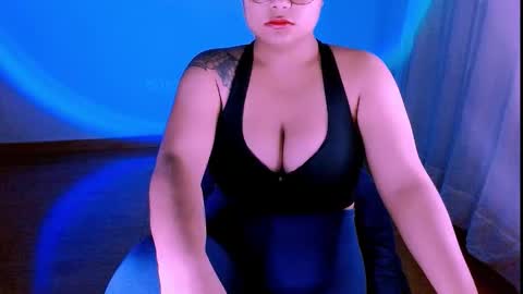 Alejandra  online show from September 26, 5:44 am