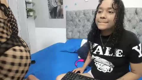 Snapshot of alejandra_evanss chatting on February 11, 4:11 am alejandra_evanss online show from February 11, 4:11 am