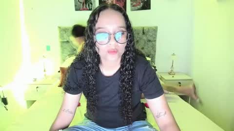 Snapshot of alejandra_evanss chatting on June 15, 1:08 am alejandra_evanss online show from June 15, 1:08 am