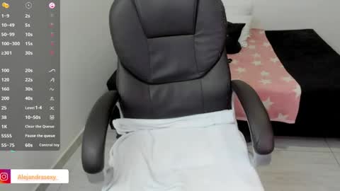 alejandra online show from April 20, 9:49 pm
