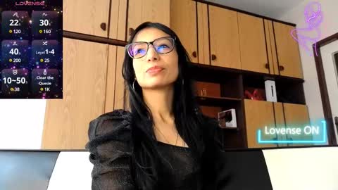 Snapshot of alejandracherry_ chatting on February 12, 8:16 am Alejandra online show from February 12, 8:16 am